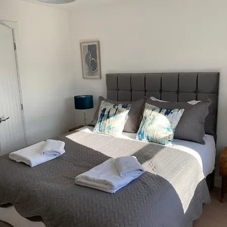 The Ebor With Hot Tubs * York