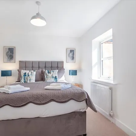 The Ebor With Hot Tubs Holiday home *