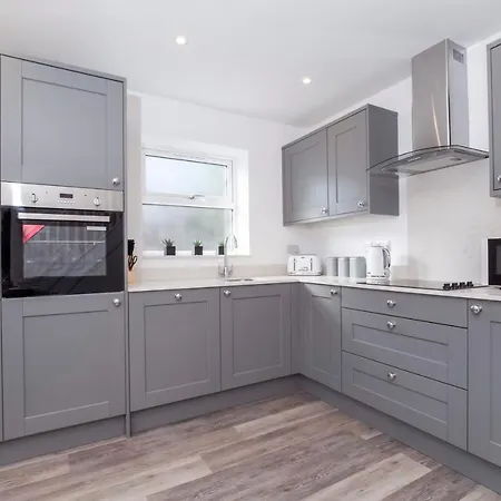 The Ebor With Hot Tubs Holiday home *